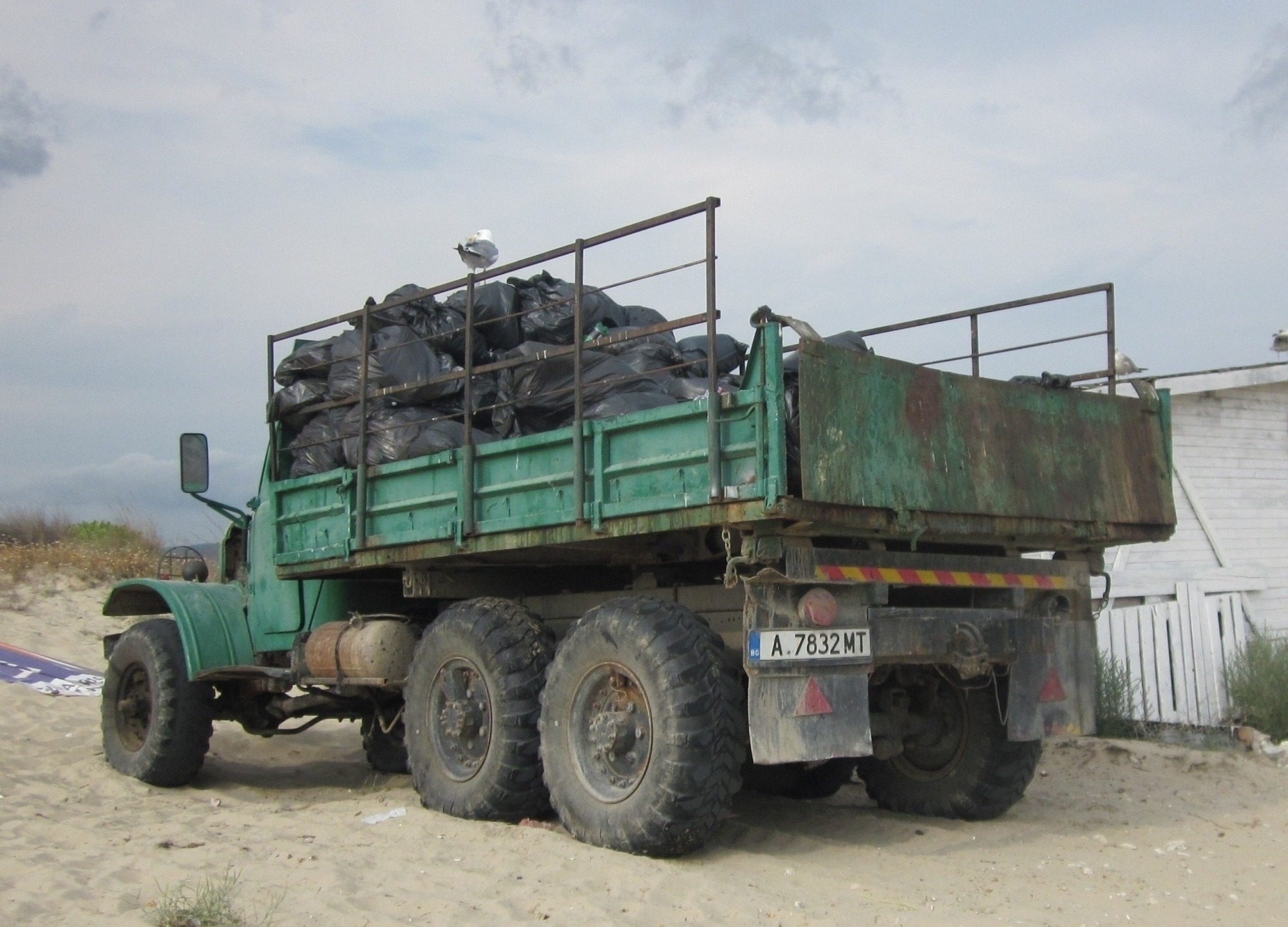 A 7832 MT, ZIL ММЗ-4510 