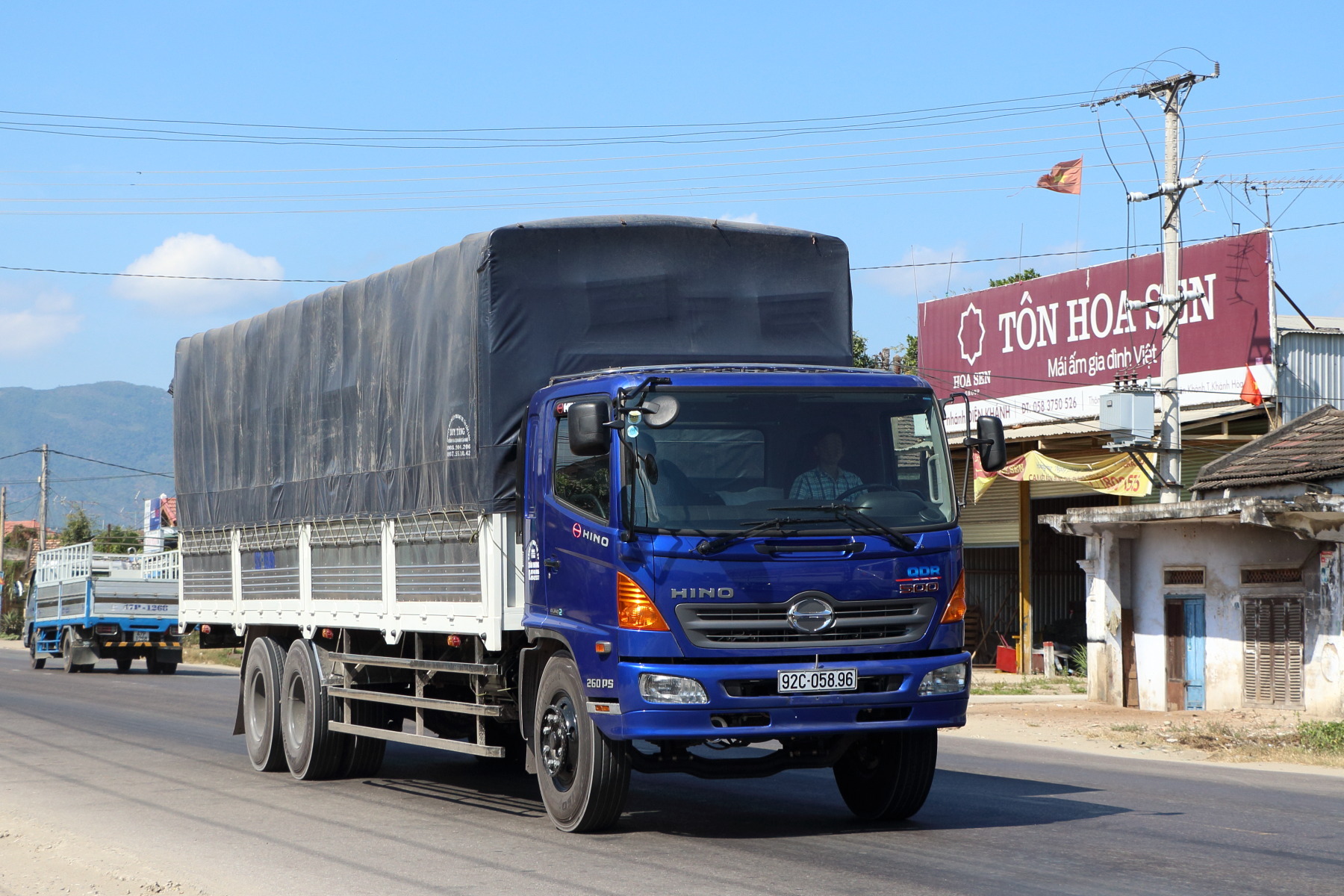 92C-058.96, Hino 500 Series 