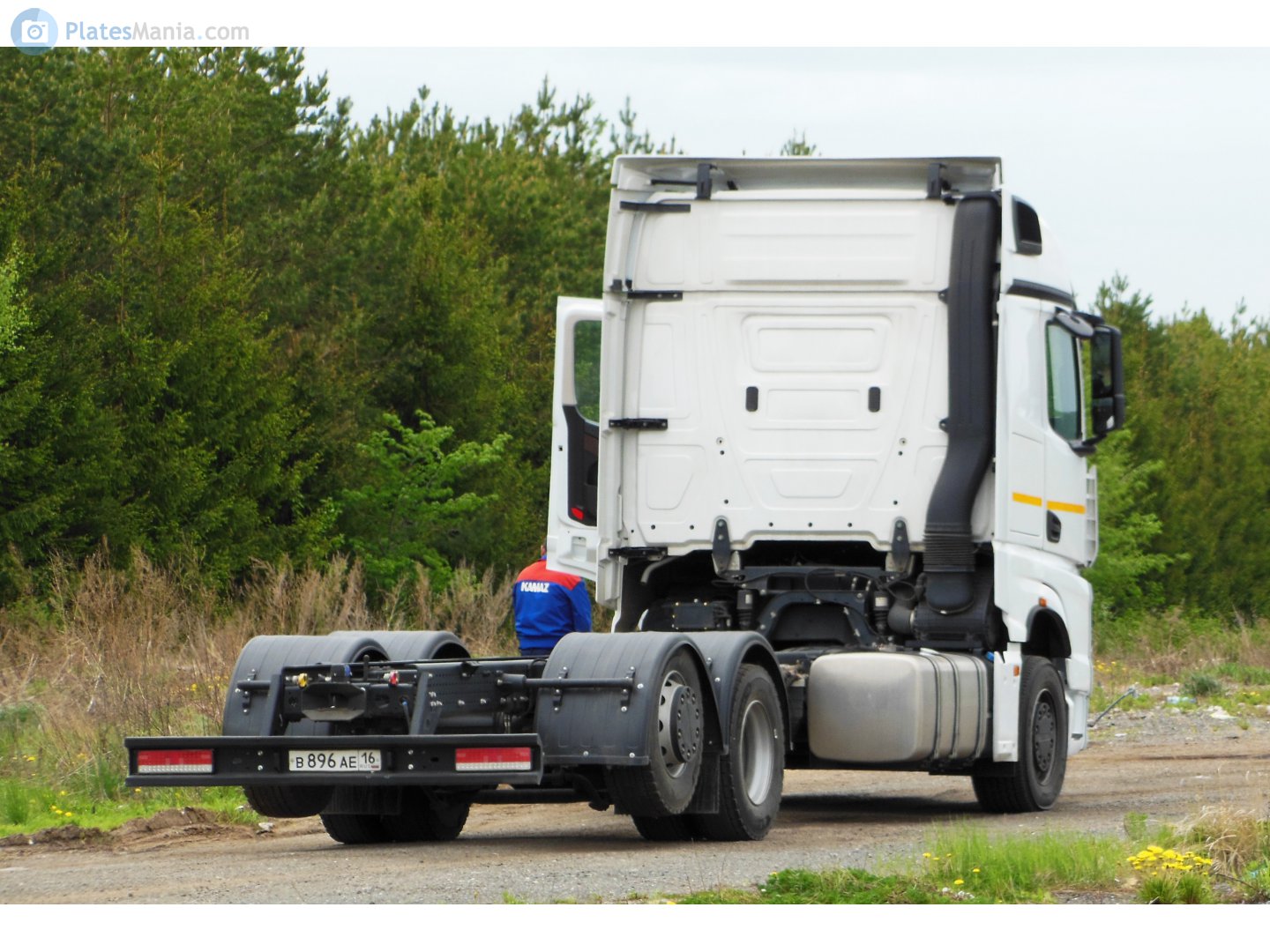 в 896 ае 16, KamAZ 6565 65658 6×4 Lift-axle