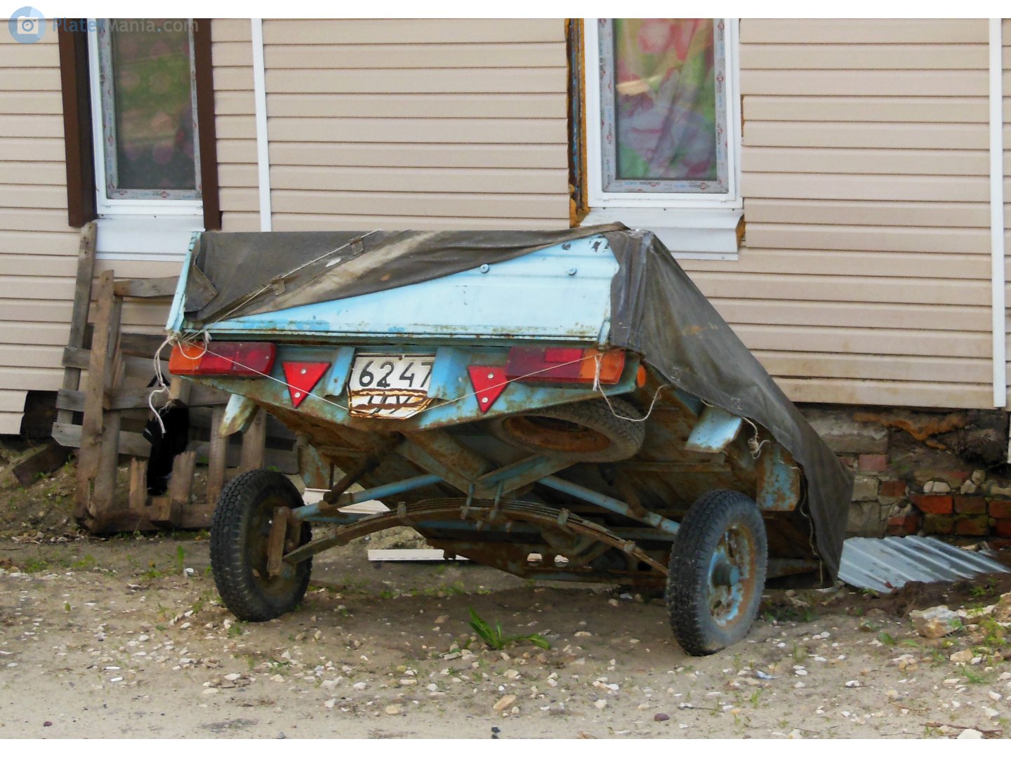 6247 ЧУ, Trailers (1977) 