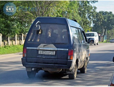 в826вр25, Nissan Datsun Vanette