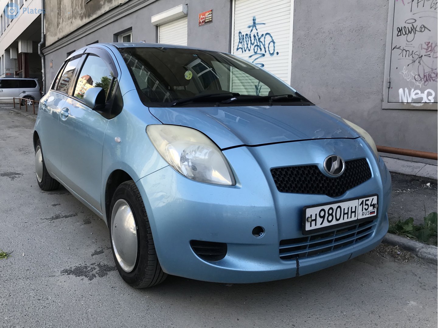 н 980 нн 154, Toyota Vitz 2nd gen (XP90), 2005–2010