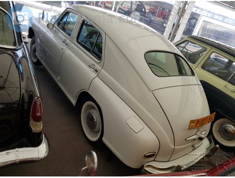 P 001560, GAZ 20 Победа