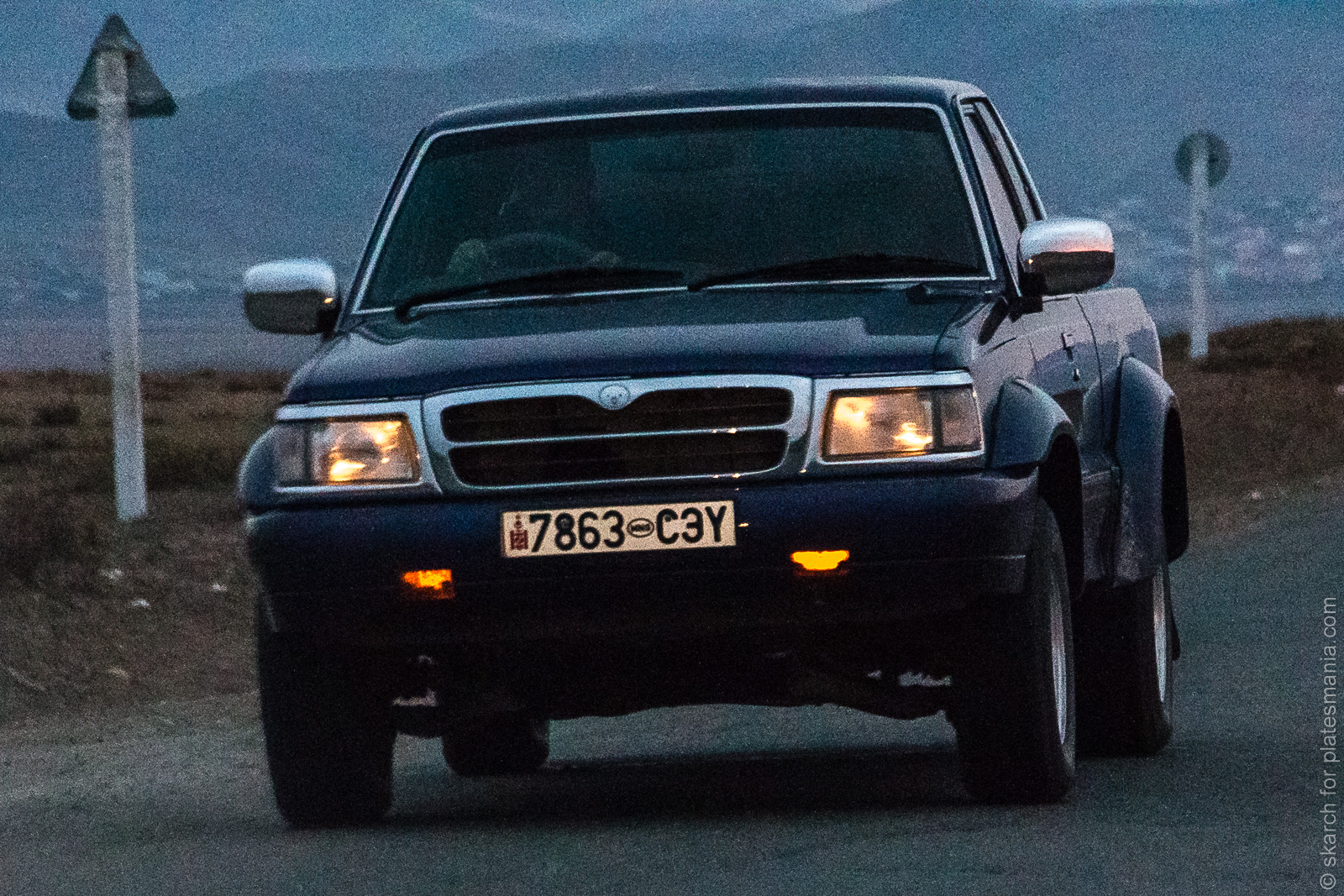 7863 СЭҮ, Mazda Proceed 4th gen (UF), 1990–1999