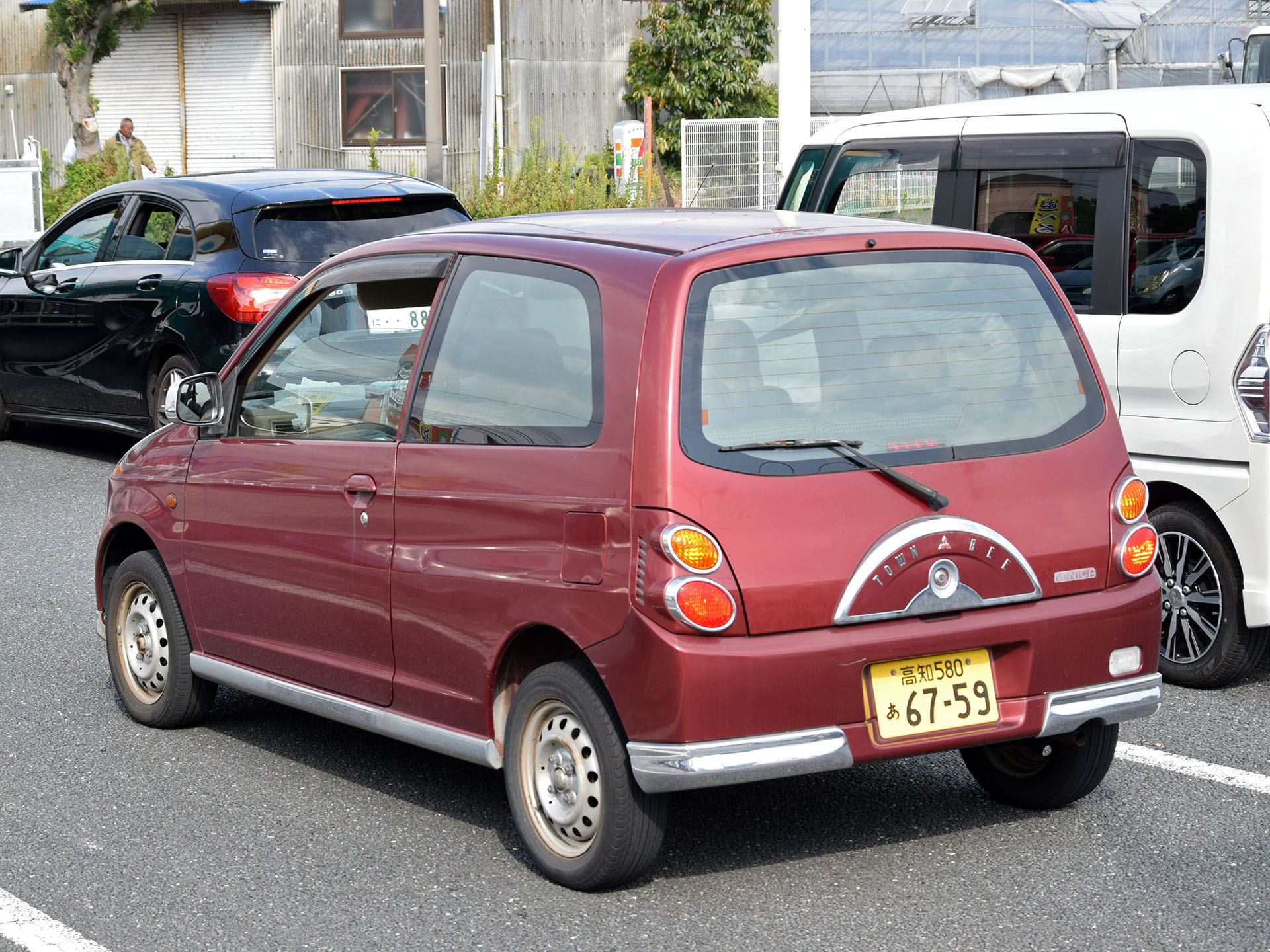 高知 580 あ 6759, Mitsubishi Minica 8th gen 