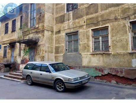 т854вс177, Mazda 626