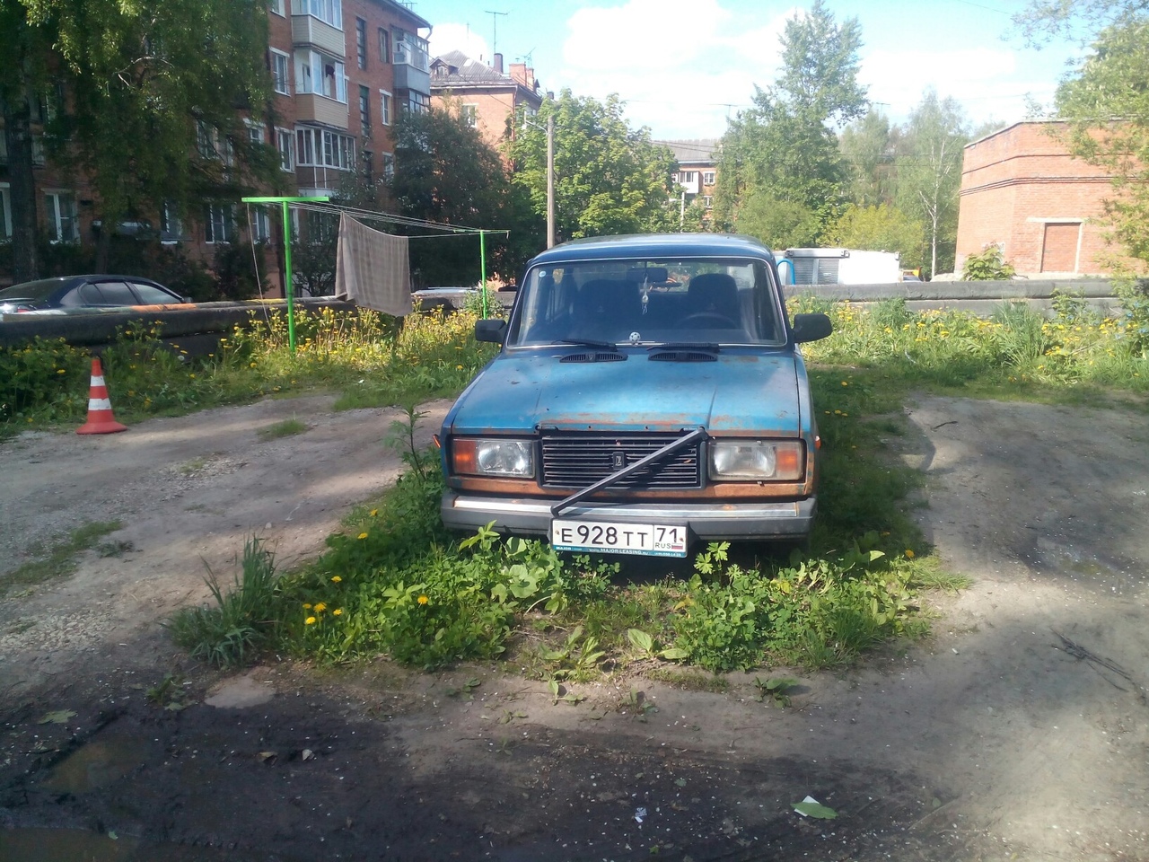 е 928 тт 71, Lada (VAZ) 2107 Жигули (Nova / Riva / Signet / 1500), 1982–2014