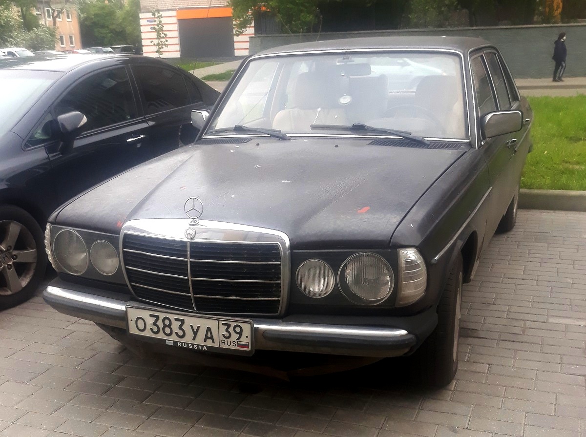 о 383 уа 39, Mercedes-Benz E-Klasse 200–300 Sedan (W123), 1975­–1986