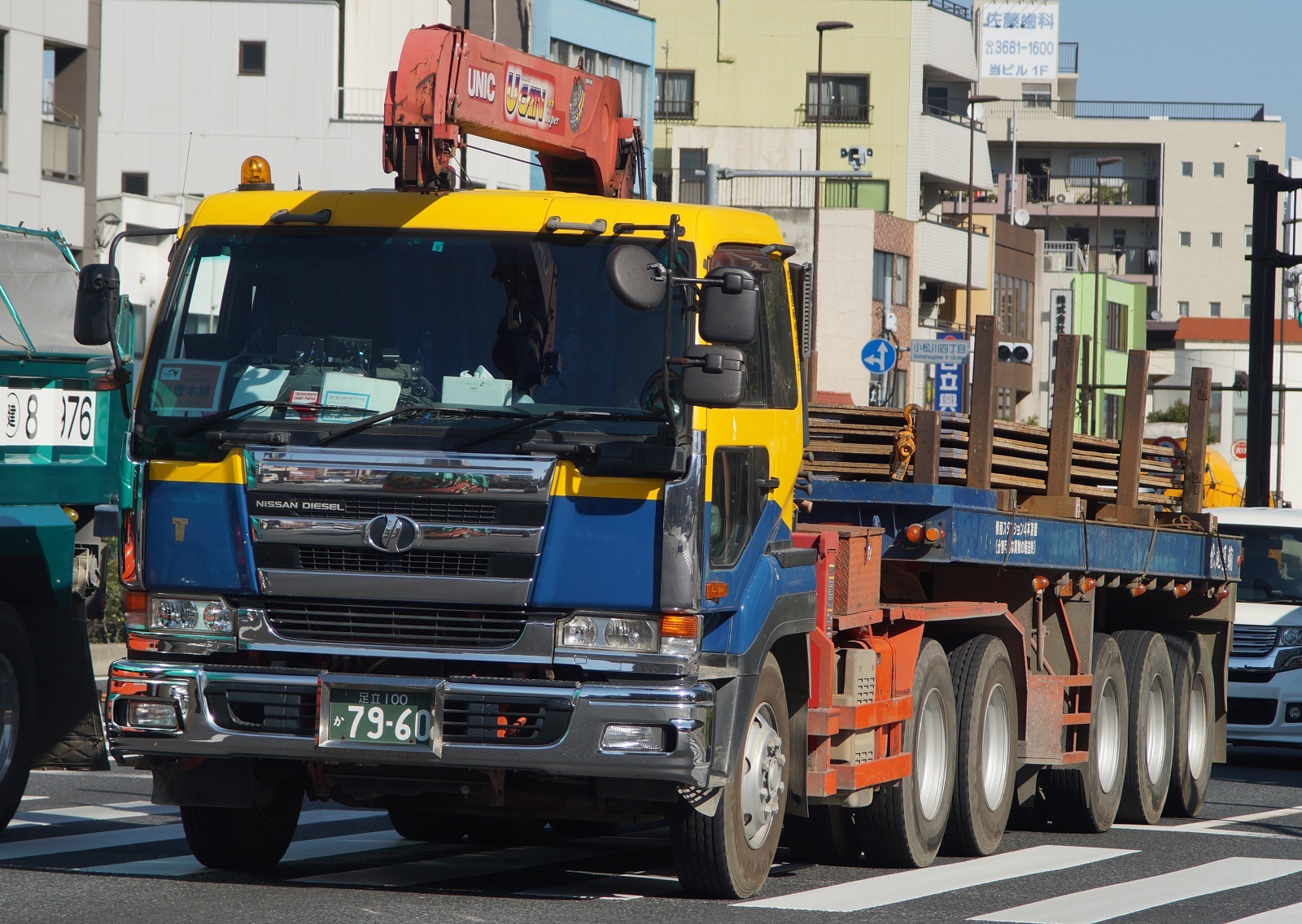 足立 100 か 7960, Nissan Diesel Big Thumb 