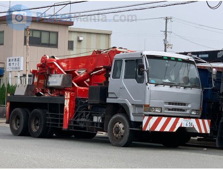 和泉 800 は 694, Mitsubishi Fuso The Great