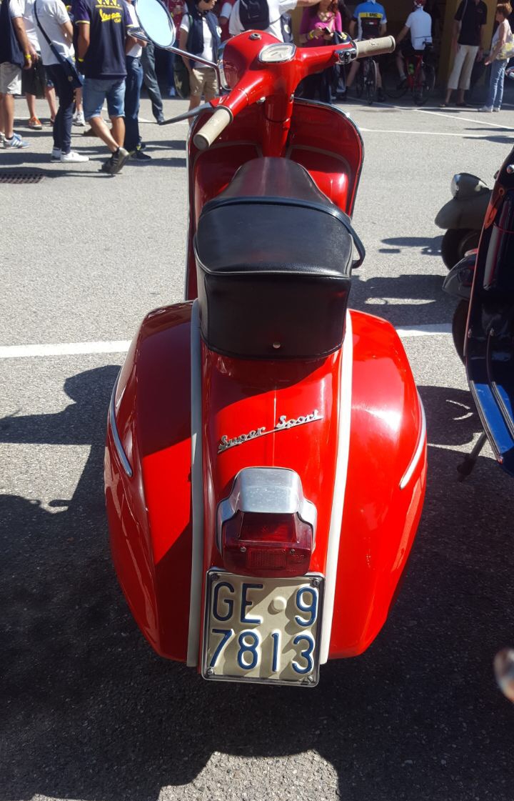 GE 97813, Vespa 180 SS 