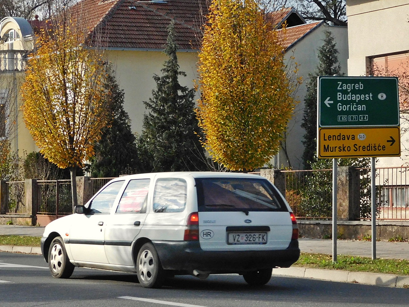 VŽ 326-FK, Ford Escort 6th gen Turnier Wagon (ANL; Global-market), 1995–2000 (–2003 for LATAM-market)