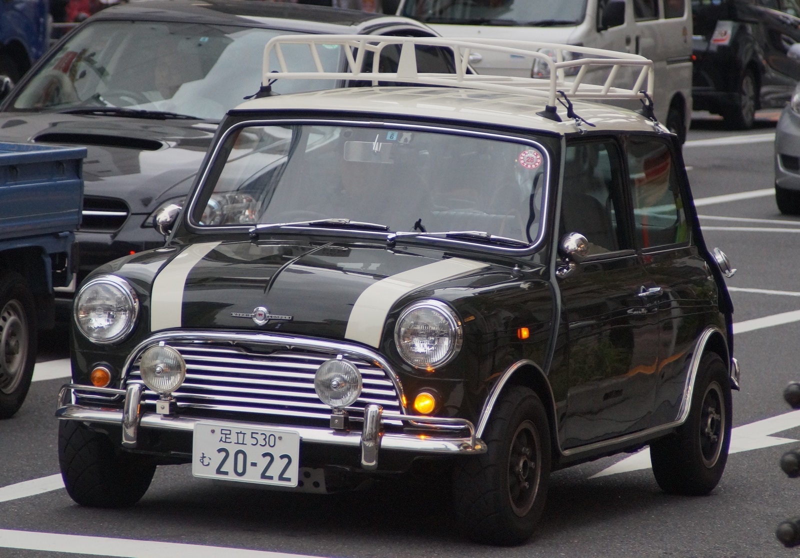 足立 530 む 2022, Morris Mini 