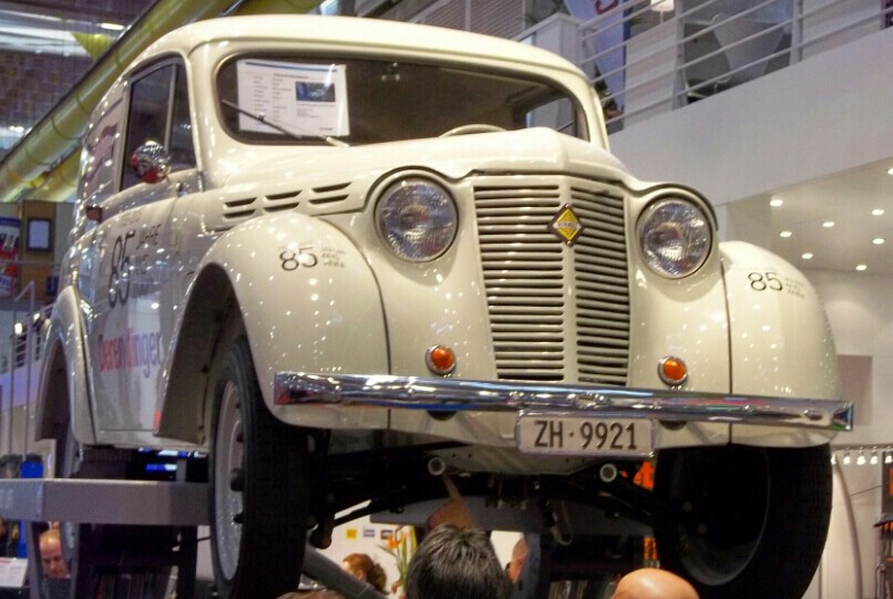 ZH 9921, Renault Juvaquatre 