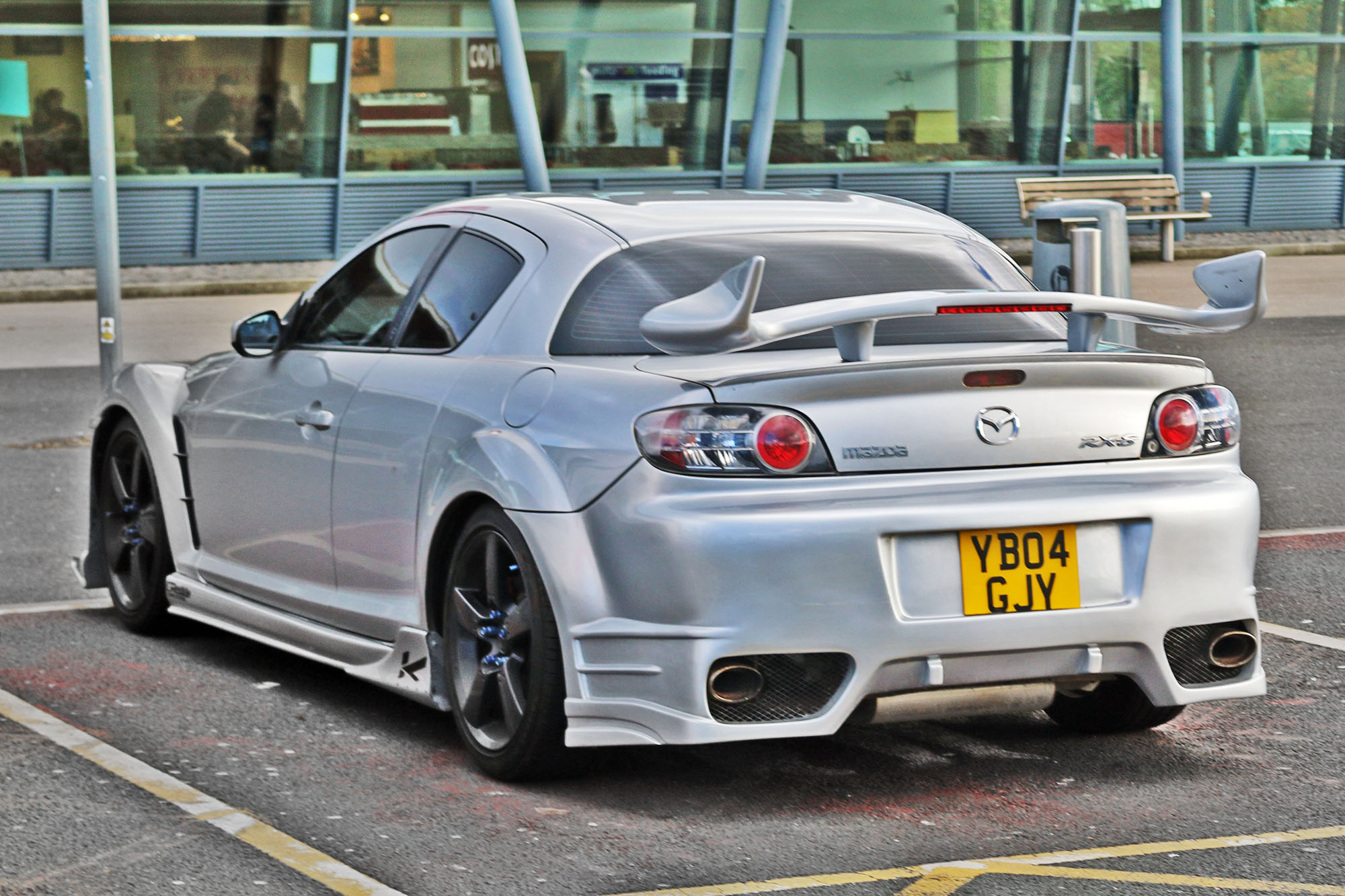 YB04GJY, Mazda RX-8 1st gen (SE), 2003–2008