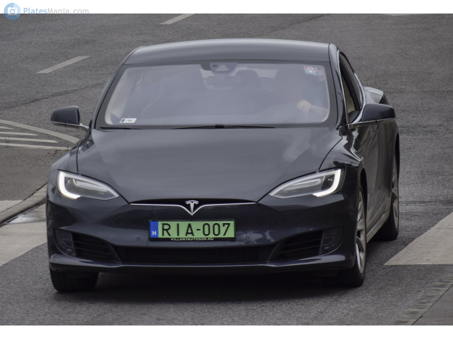 RIA-007, Tesla Model S 1st gen (5YJS), 2012–