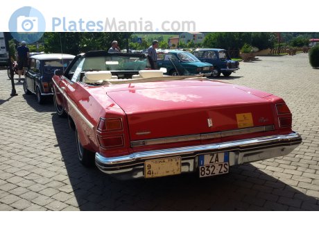 ZA 832 ZS, Oldsmobile Royale