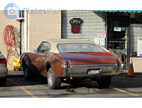 ACC-9831, Oldsmobile Cutlass