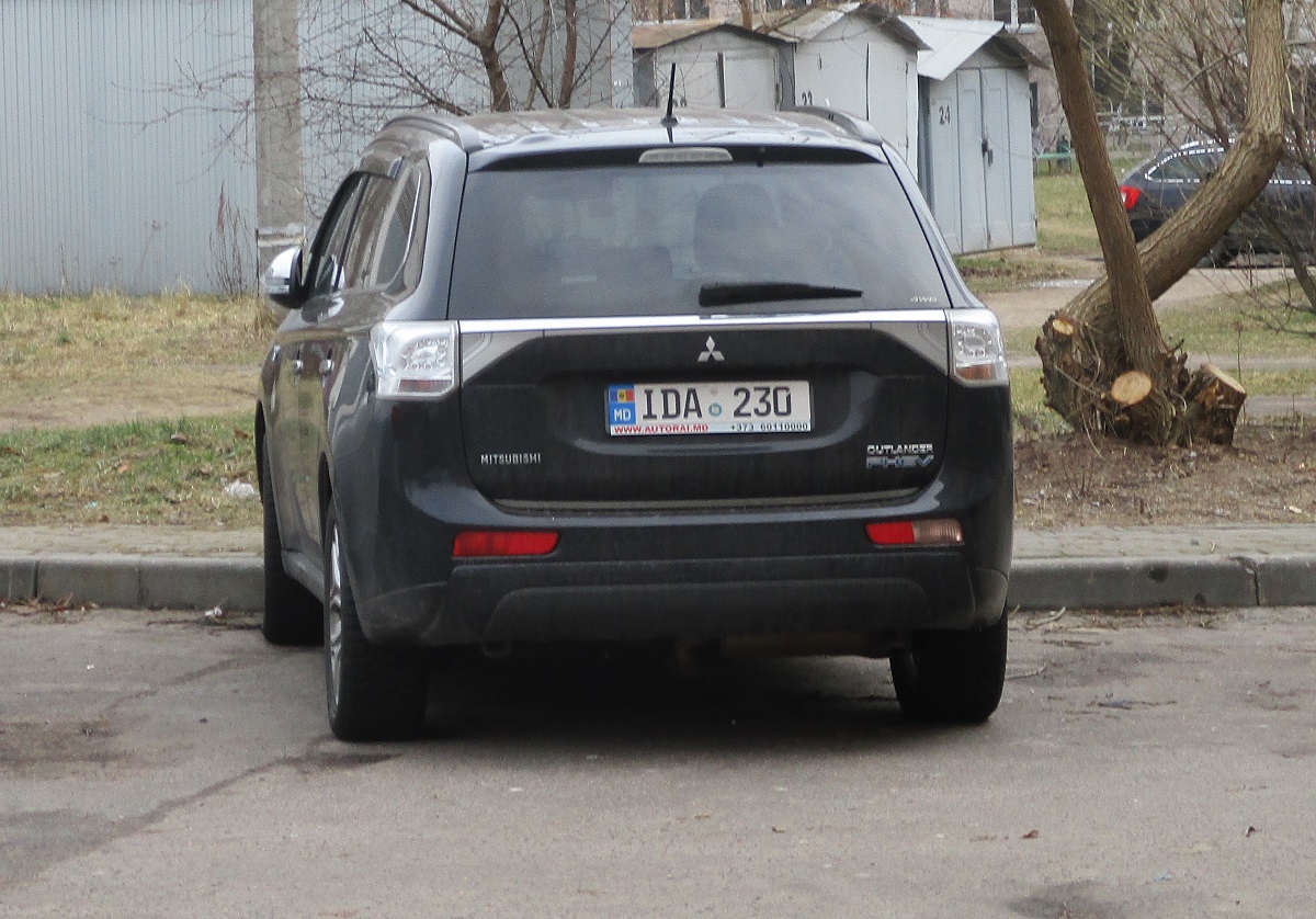 IDA 230, Mitsubishi Outlander 