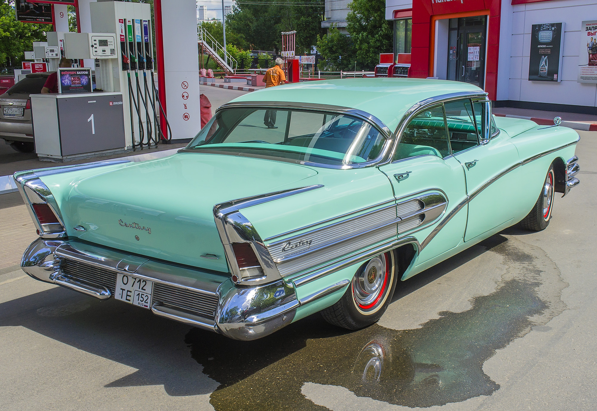 о 712 те 152, Buick Century 2nd gen (Riviera) 4-door Hardtop (63; B-body), 4th facelift, 1957–1958