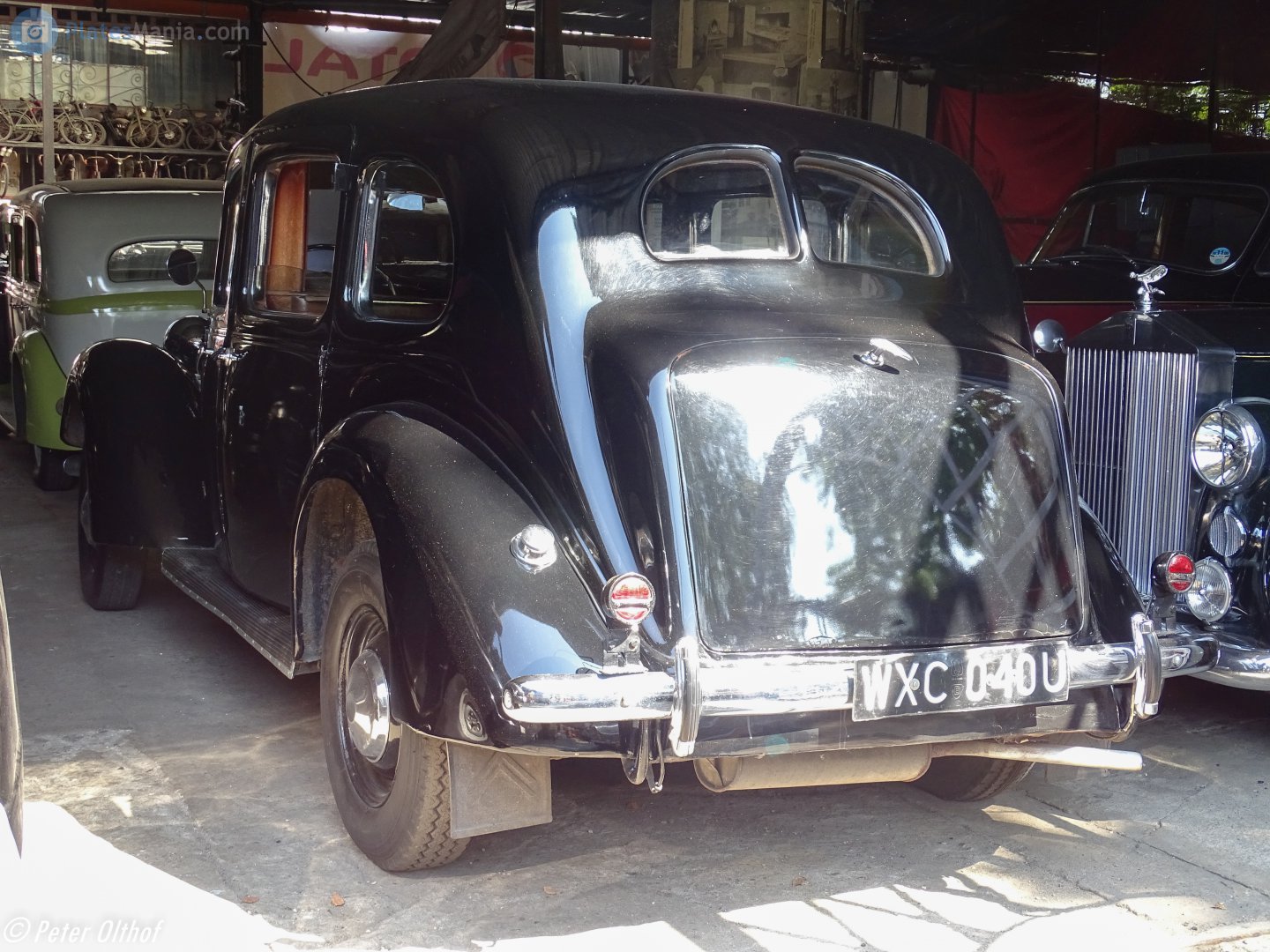 WXC 040U, Austin Twelve-six 