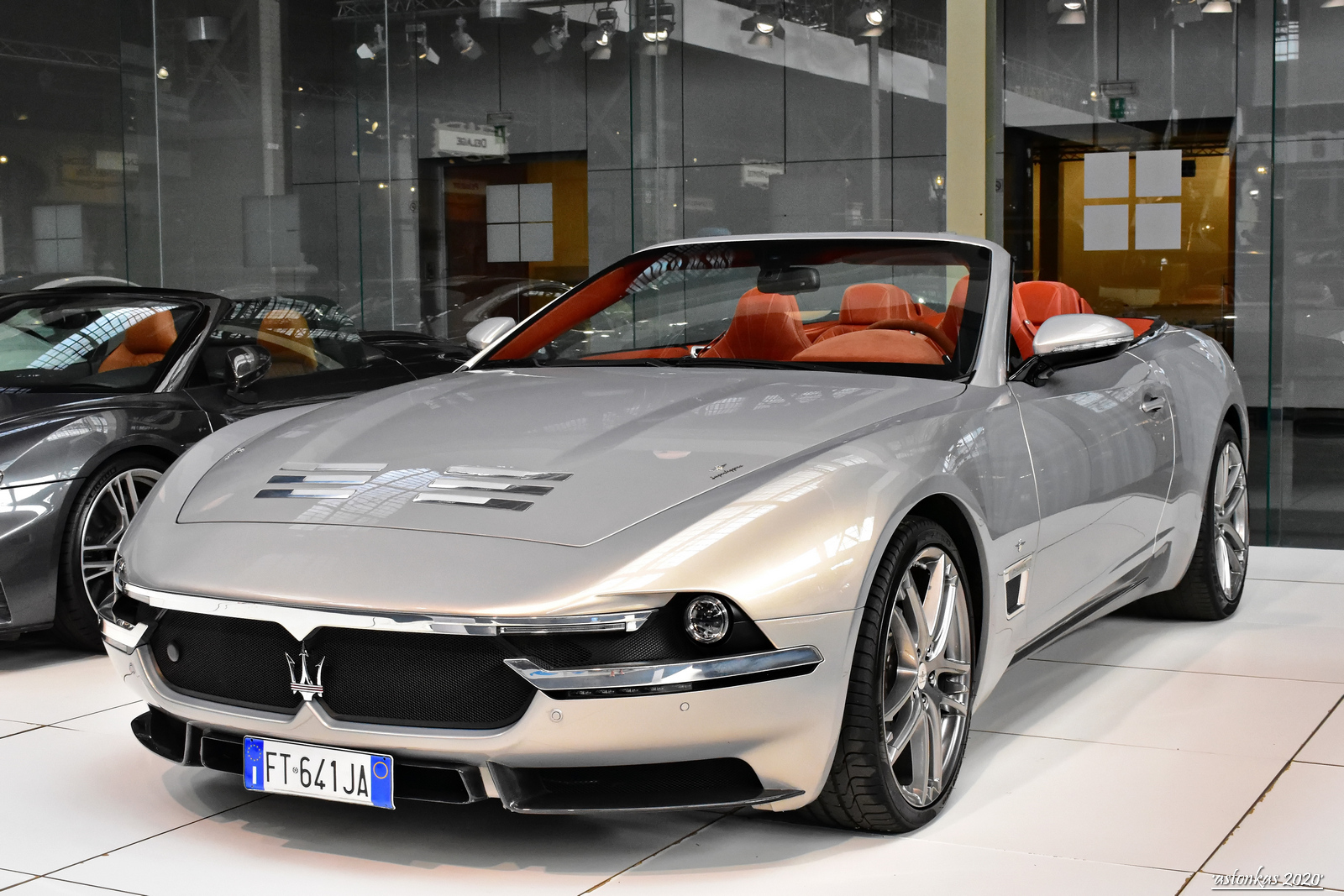FT 641 JA, Maserati GranCabrio 1st gen (M145), 2009–2019