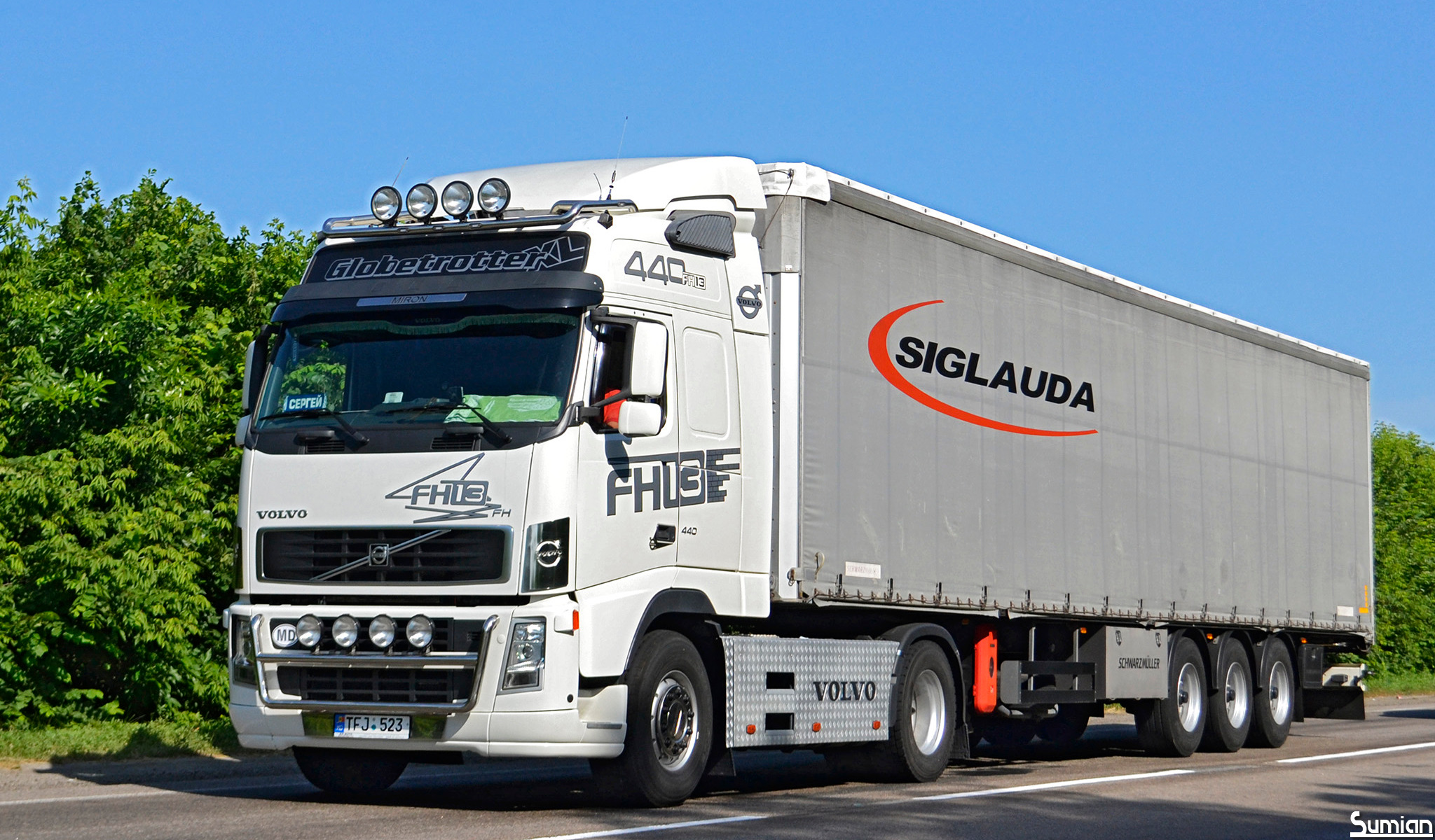 TFJ 523, Volvo FH 2nd gen, 2002–2008