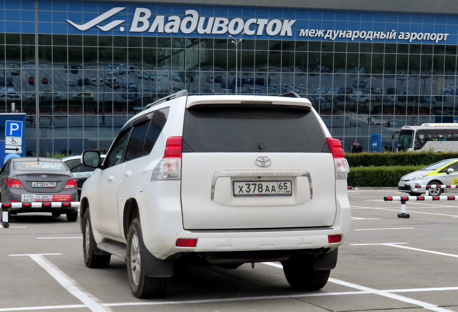 х 378 аа 65, Toyota Land Cruiser Prado 4th gen 5-door SUV (J150), 2009–2013