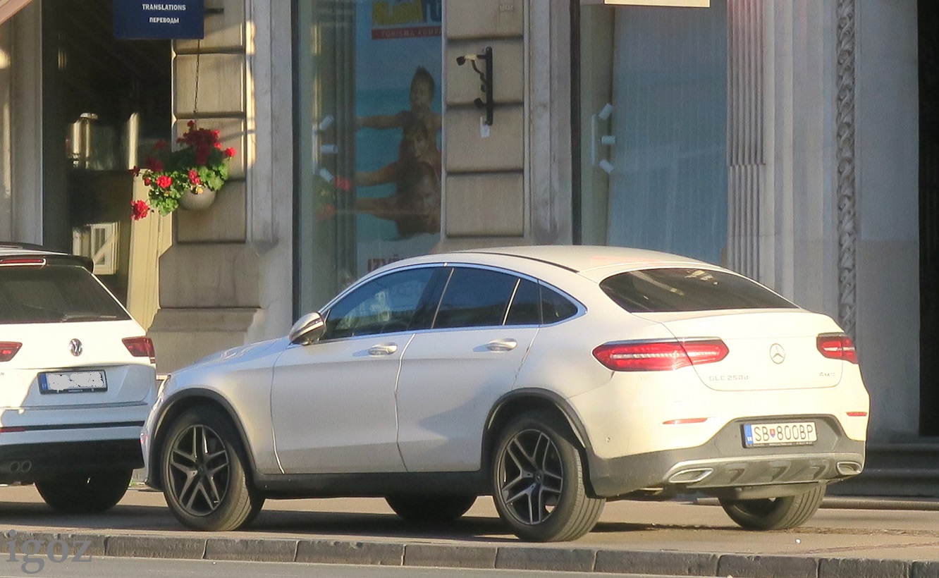 SB-800BP, Mercedes-Benz GLC-Klasse 1st gen Coupé (C253), 2016–2019