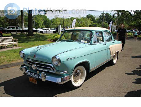 2809 ЮГЕ, GAZ 21 Волга