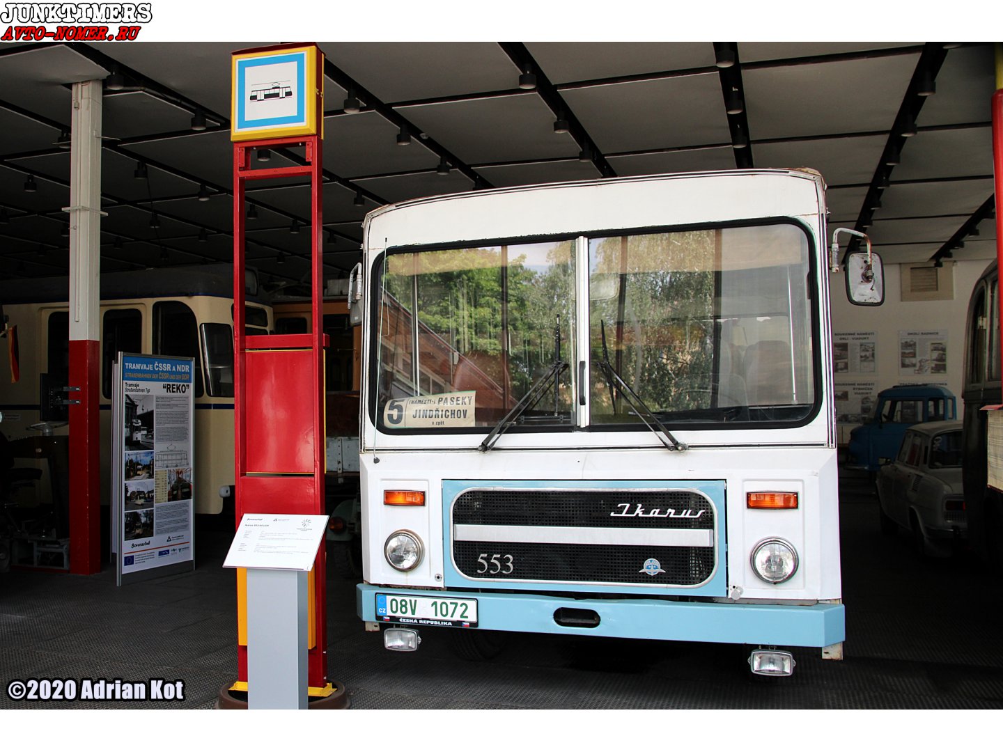 08V 1072, Ikarus 553 