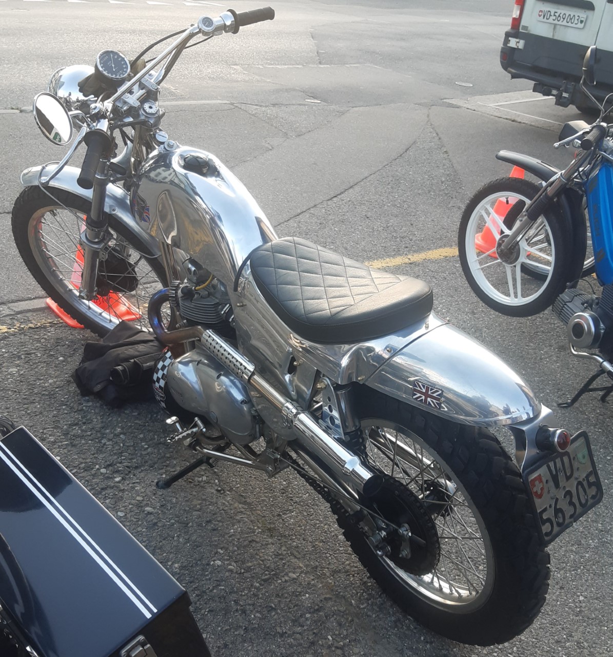 VD 56305, Triumph Motorcycles 