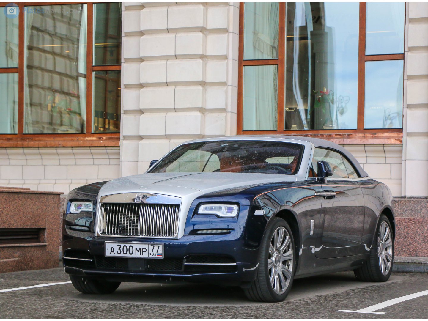 а 300 мр 77, Rolls-Royce Dawn 1st gen (RR6), 2015–2023