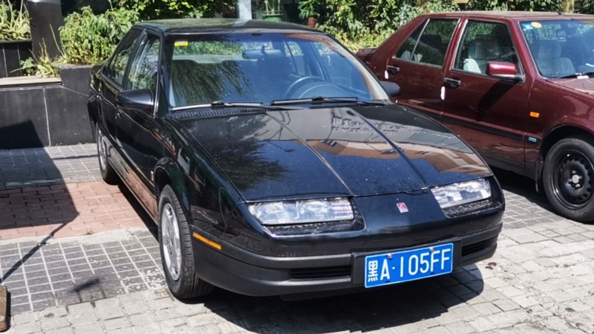 黑A·105FF, Saturn S-Series 1st gen, Sedan (SL), 1990–1995