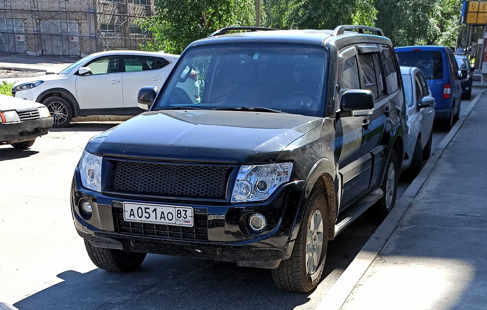 а 051 ао 83, Mitsubishi Pajero 