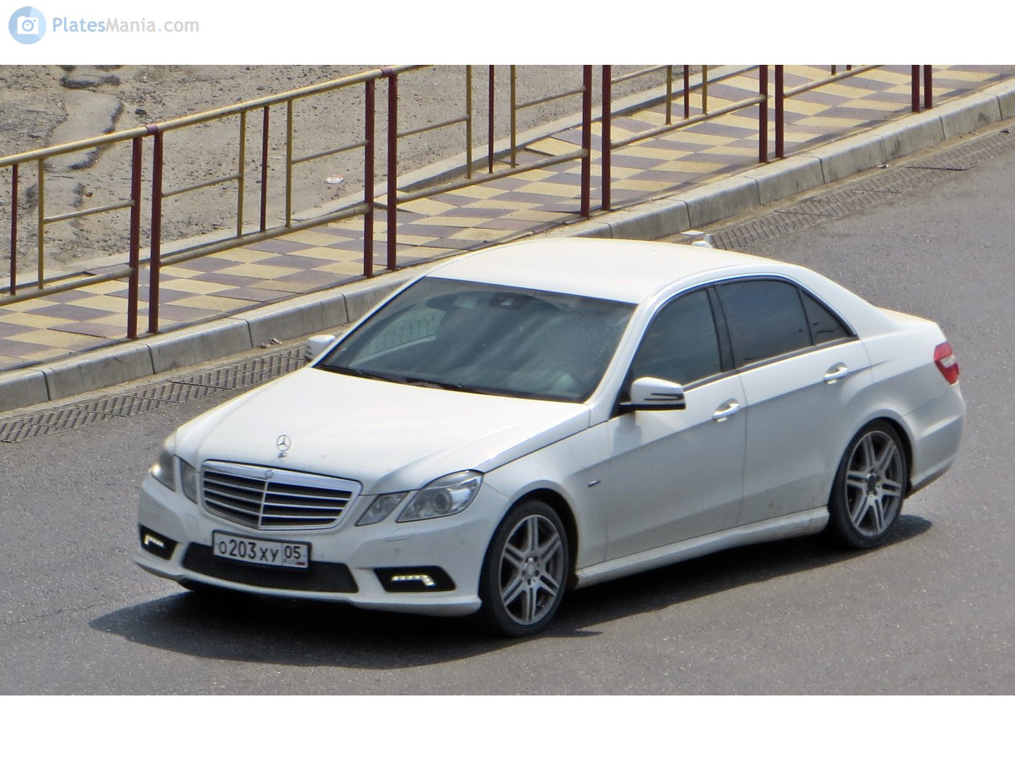 о 203 ху 05, Mercedes-Benz E-Klasse 4th gen Sedan (W212), 2009­–2013