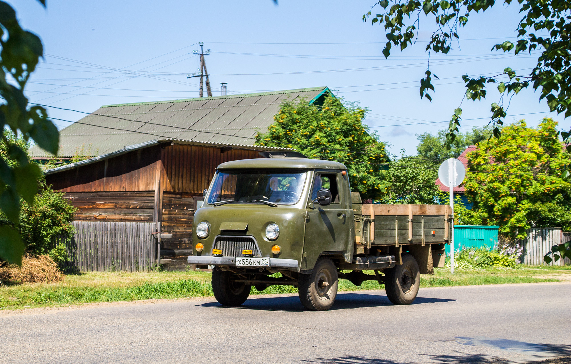 х 556 км 25, UAZ 452 452Д/3303 Single-Cab Truck, 1965–