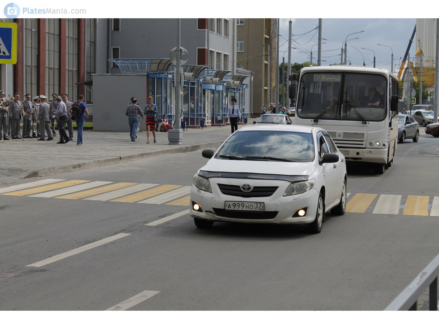 а 999 но 37, Toyota Corolla 