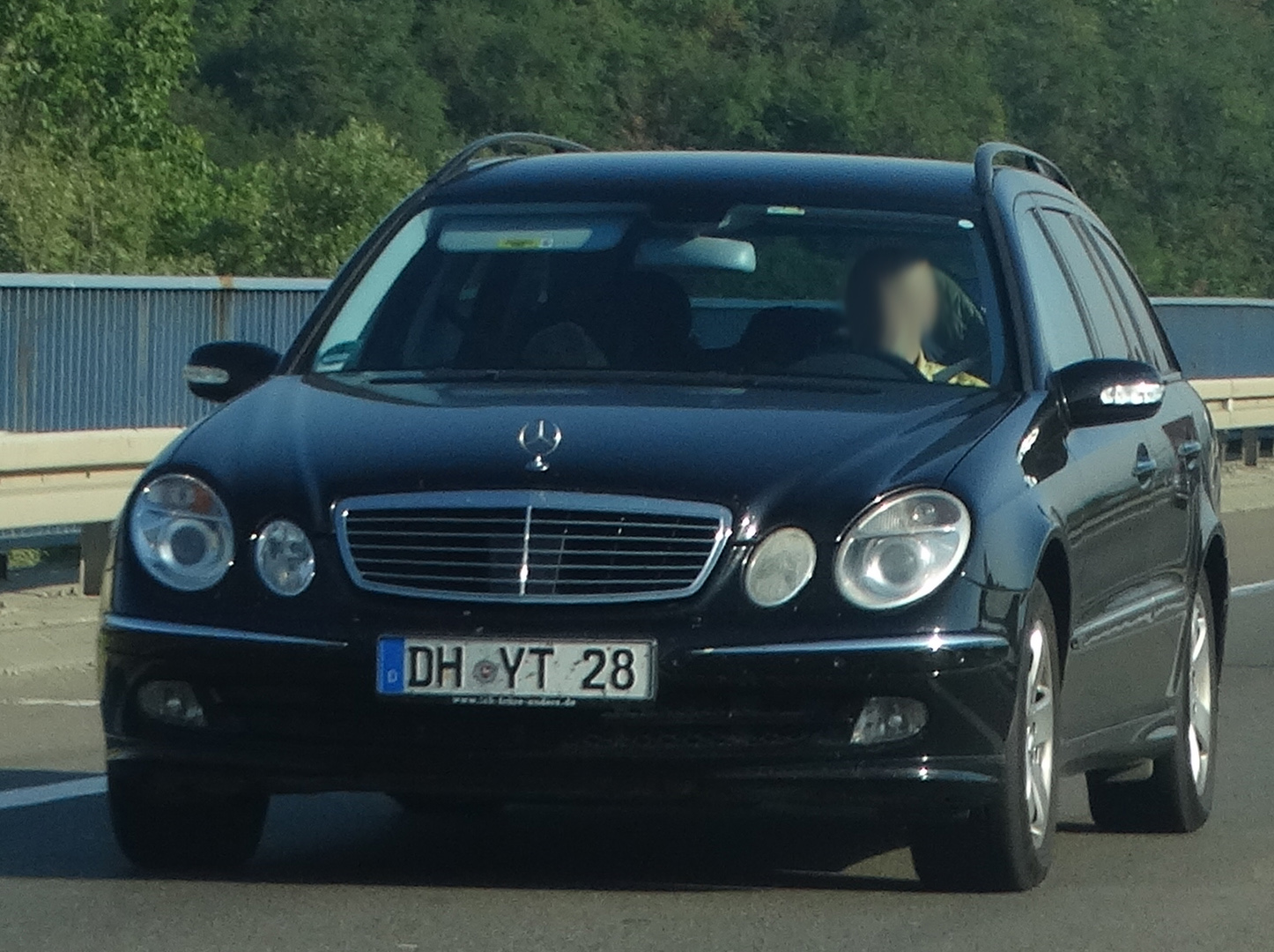 DH YT 28, Mercedes-Benz E-Klasse 3rd gen Wagon (S211), 2002­–2009