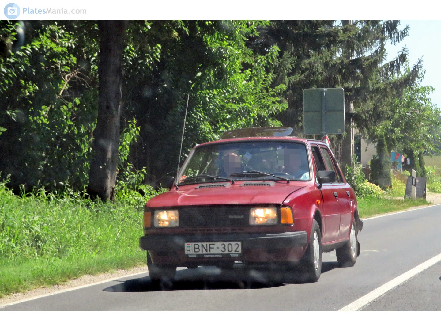 BNF-302, Skoda 120 2nd gen 120L, 1984–1988; 120LS/120GL/120GLS/120LX, 1983–1988