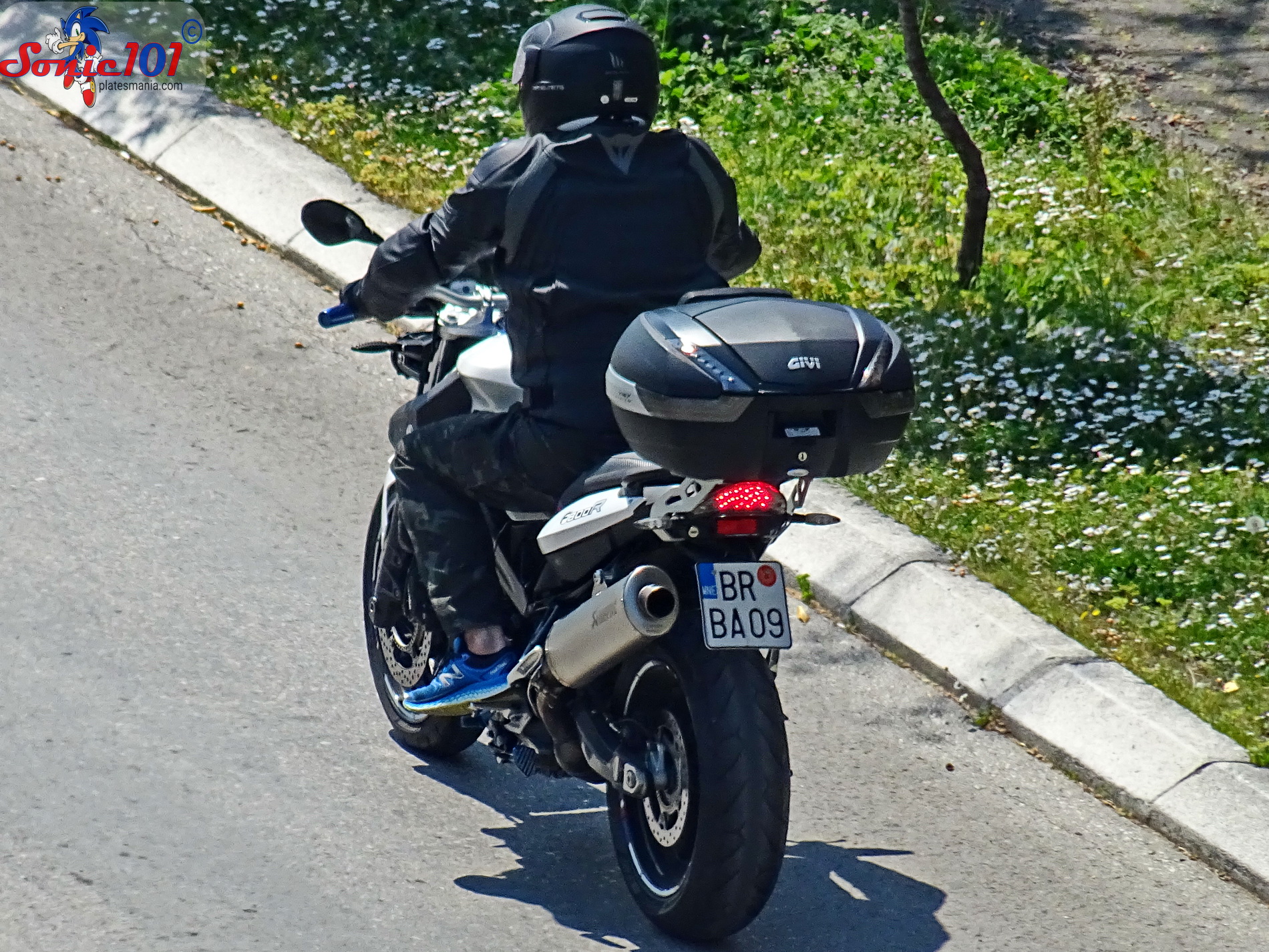 BR BA09, BMW F Series F800R, 2009–2019