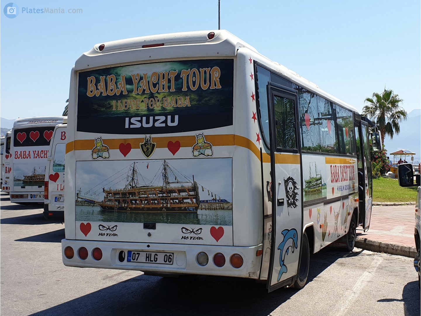 07 HLG 06, Isuzu Royal 