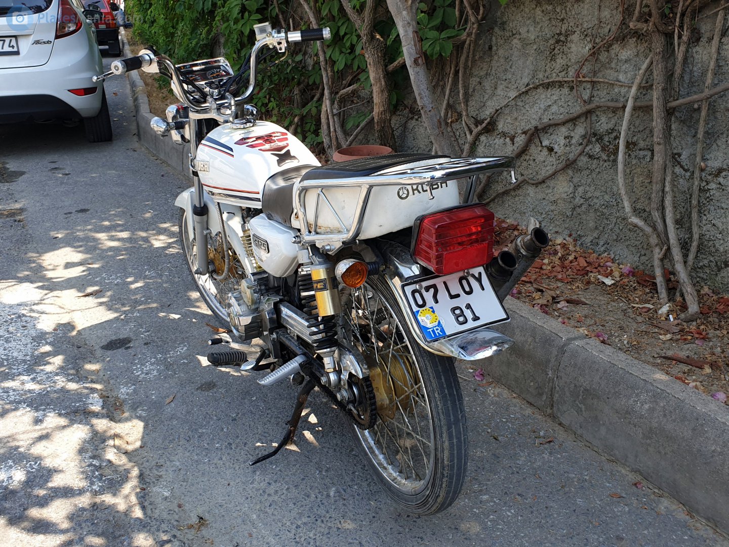 07 LOY 81, Kuba Motor CG / KM 