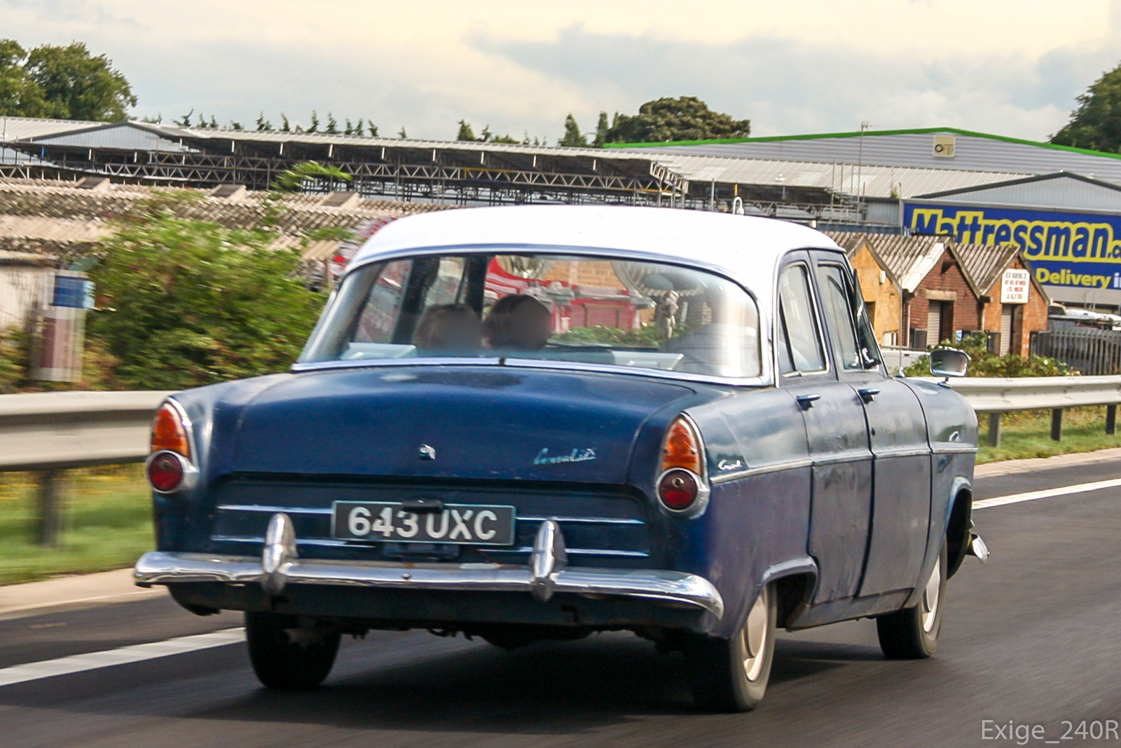 643UXC, Ford Consul 2nd gen Sedan (204E/205E), 1956–1962