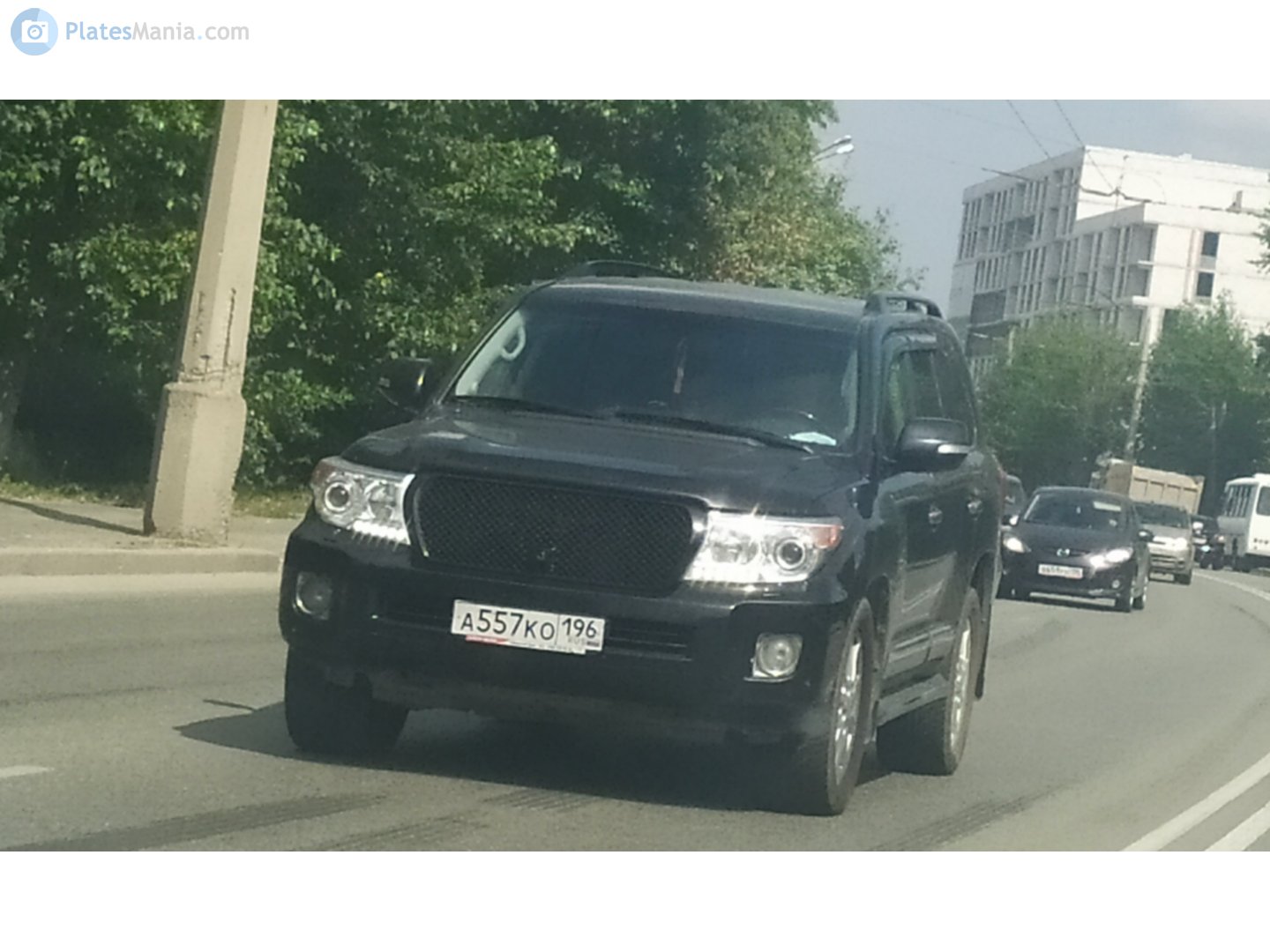 а 557 ко 196, Toyota Land Cruiser 200 (J200), 1st facelift, 2011–2015