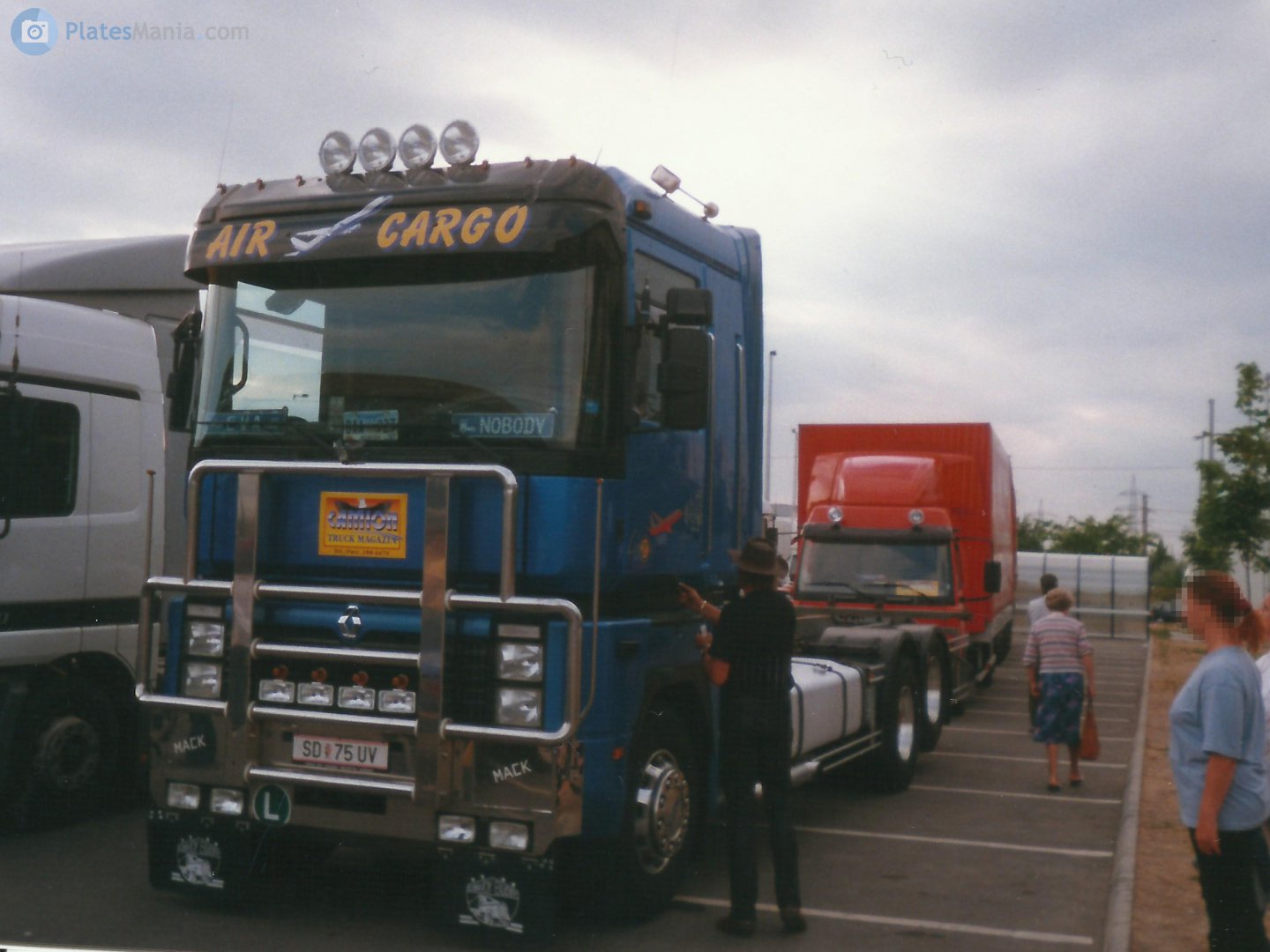 SD 75 UV, Renault Magnum 