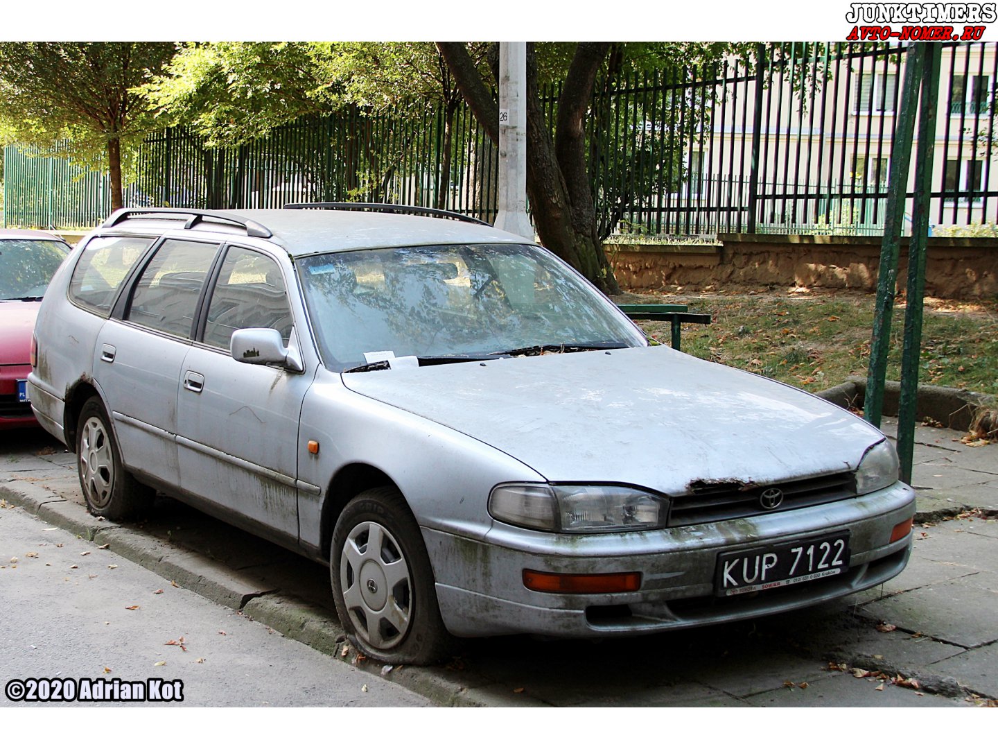 KUP 7122, Toyota Camry 3rd gen Wagon (XV10; Global-market), 1992–1997