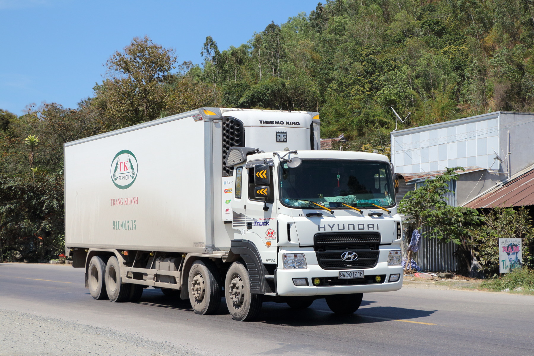 94C-017.15, Hyundai New Power Truck 