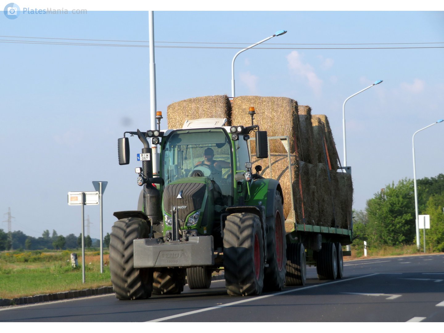 RIW-057, Fendt 700-Series 