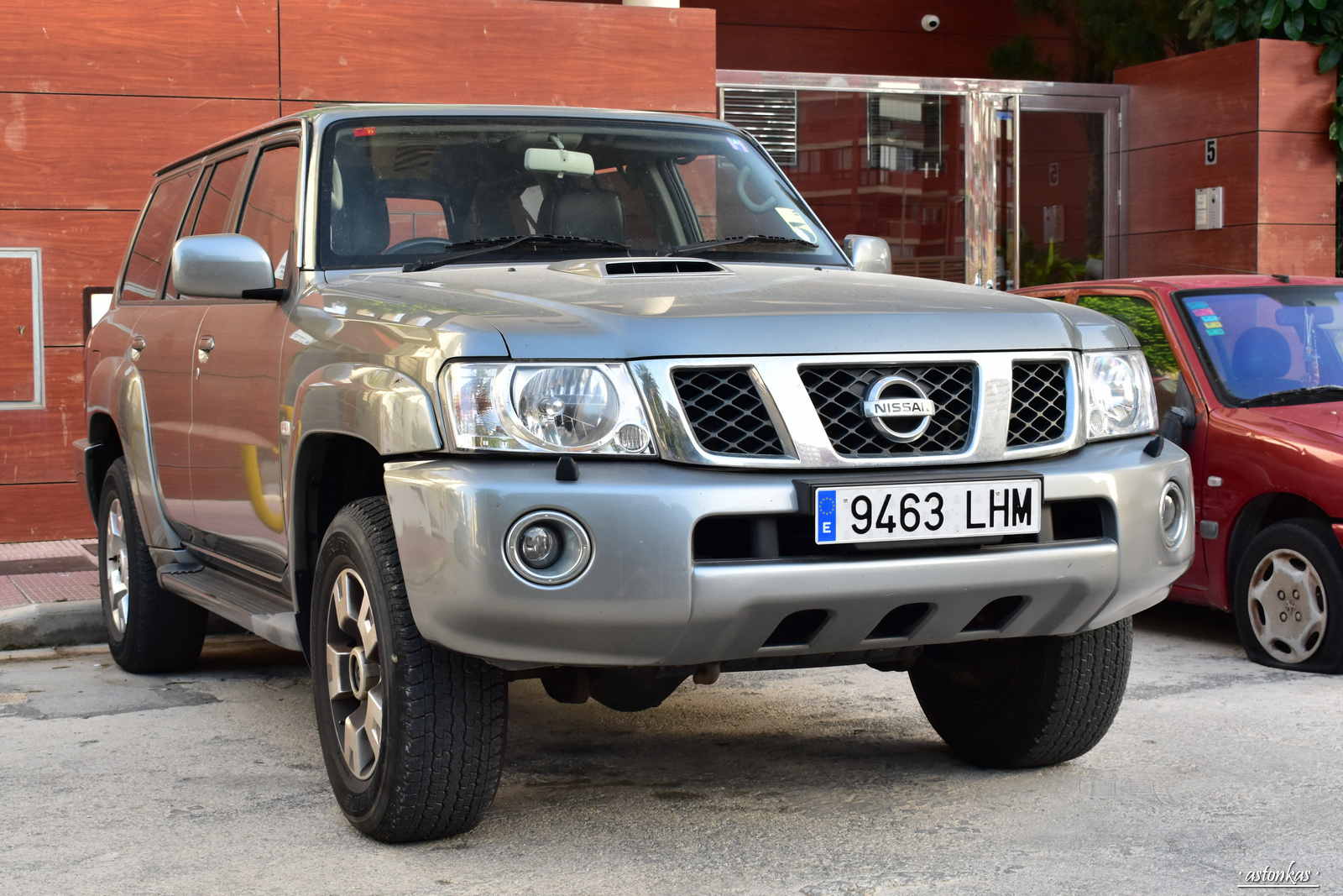 9463 LHM, Nissan Patrol 5th gen 5-door SUV (Y61), facelift, 2004–
